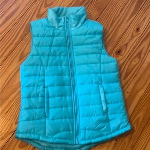 Rue 21 puffer vest large